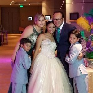 Meet your Posher, Idriana